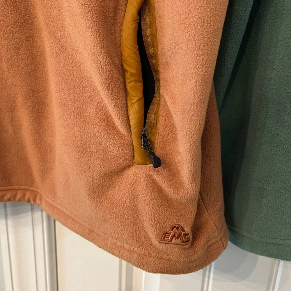 Eastern Mountain Sports excellent soft